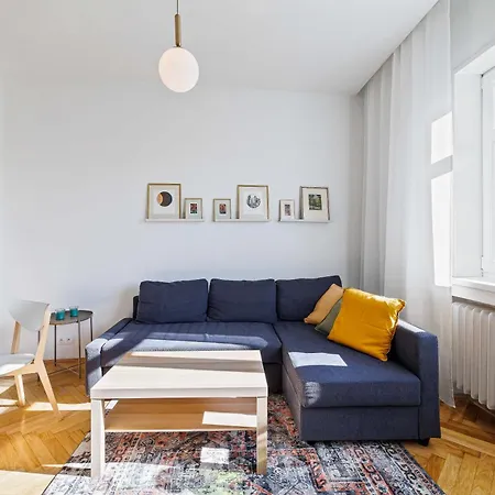 Daire Skau Medena Old Town